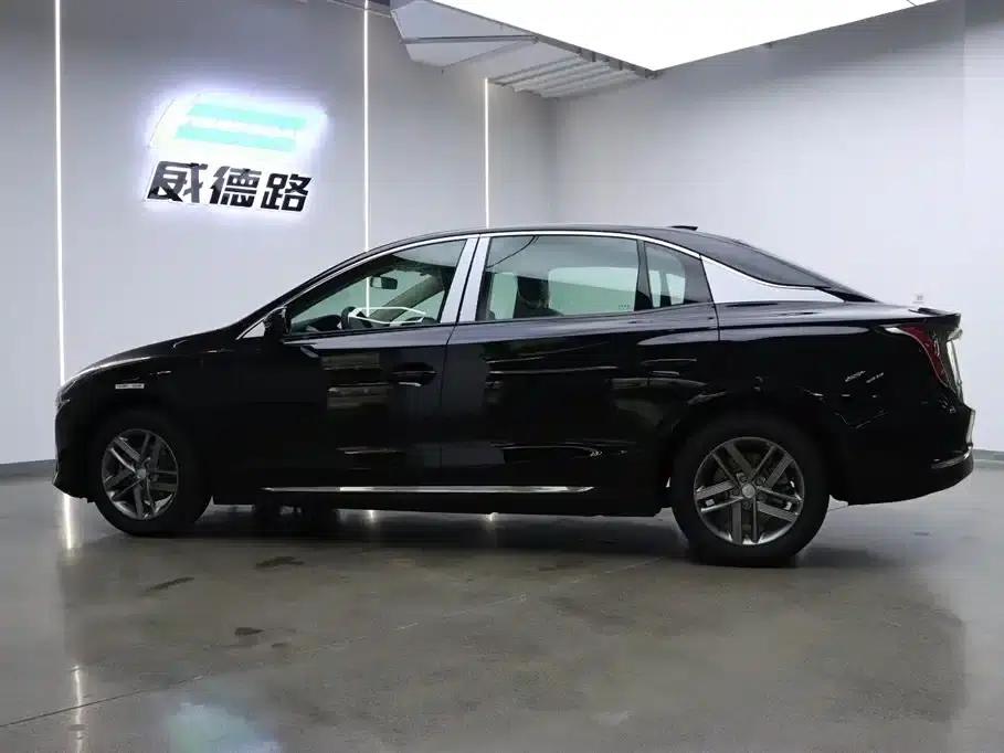 Hongqi E-QM5 2025 500km Travel Edition — миниатюра 5