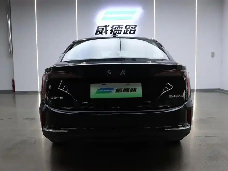 Hongqi E-QM5 2025 500km Travel Edition — миниатюра 6