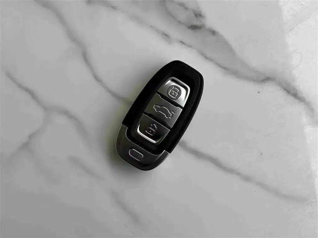 Hongqi E-QM5 2024 500km Travel Edition — миниатюра 21