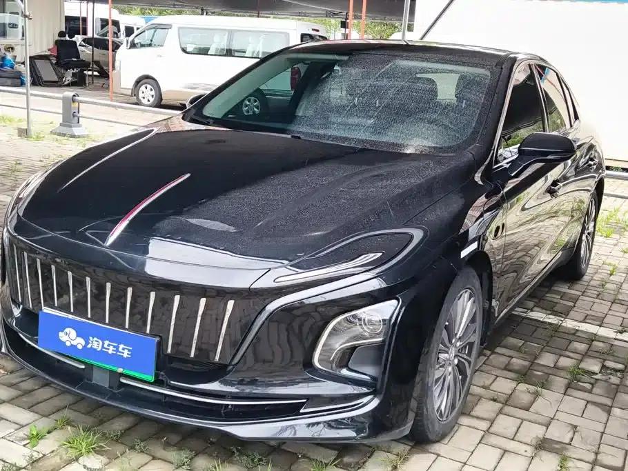 Hongqi E-QM5 2023 Model 620km PLUS — миниатюра 1