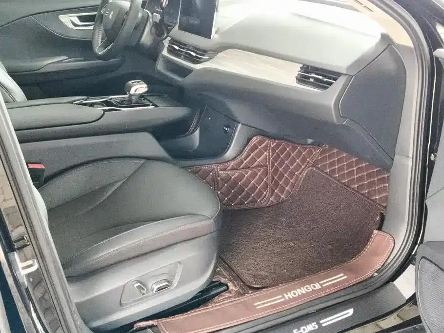 Hongqi E-QM5 2023 Model 620km PLUS — миниатюра 8