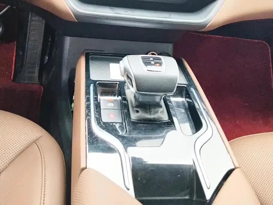 Hongqi E-QM5 2024 Model 610km Plus — миниатюра 16