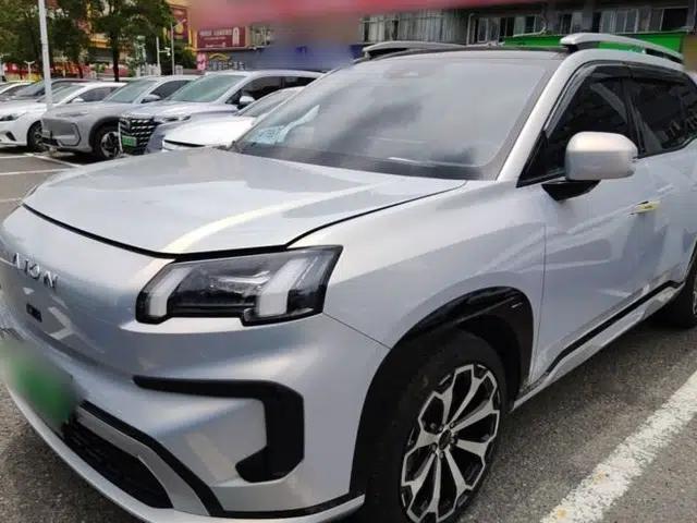 AION V 2024 Aion Tyrannosaurus 650 Smart Luxury Edition