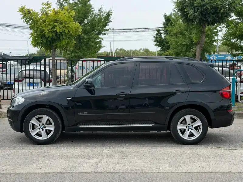 BMW X5 (Imported) 2011 xDrive35i Leading Edition — миниатюра 4