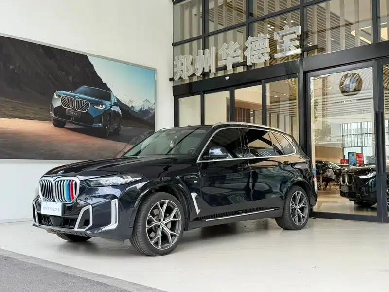 BMW X5 2023 xDrive30Li M Sport Package — миниатюра 1