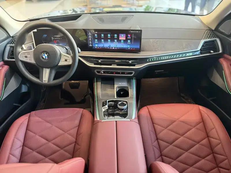 BMW X5 2025 xDrive30Li M Sport Shadow Edition — миниатюра 14