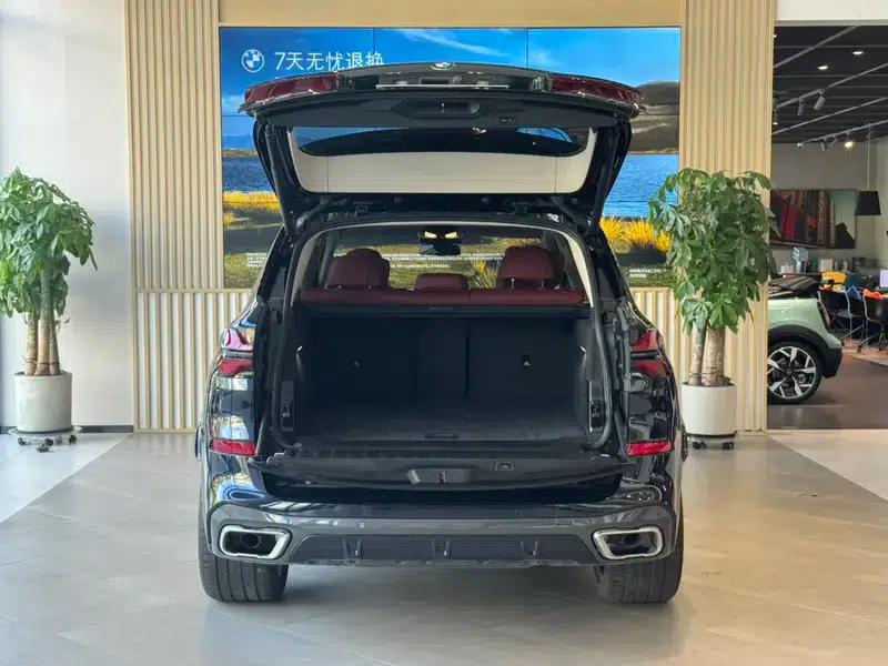 BMW X5 2025 xDrive30Li M Sport Shadow Edition — миниатюра 20