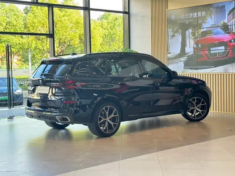 BMW X5 2025 xDrive30Li M Sport Shadow Edition — миниатюра 5