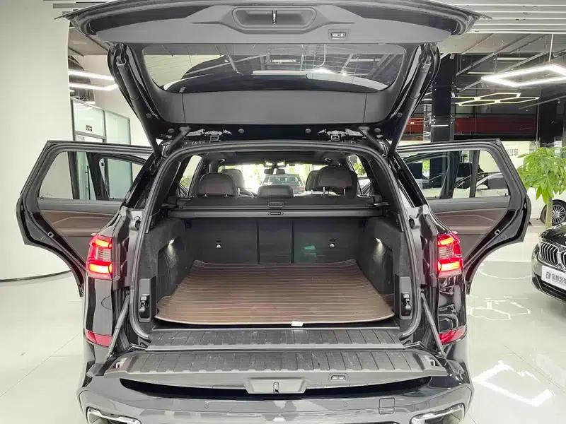 BMW X5 2022 Facelift xDrive 40Li M Sport Package — миниатюра 19