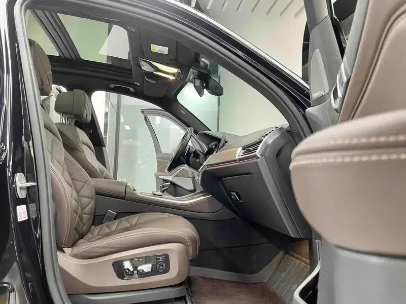 BMW X5 2022 Facelift xDrive 40Li M Sport Package — миниатюра 9