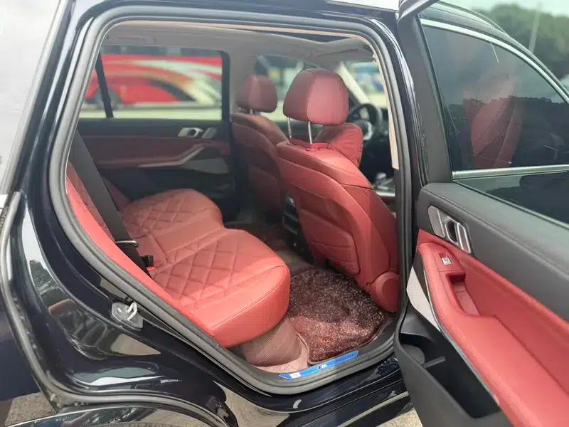 BMW X5 2022 xDrive 30Li Luxury M Sport Package — миниатюра 10
