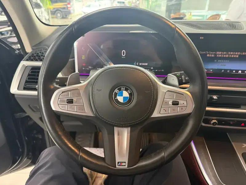 BMW X5 2023 xDrive30Li M Sport Shadow Edition — миниатюра 14