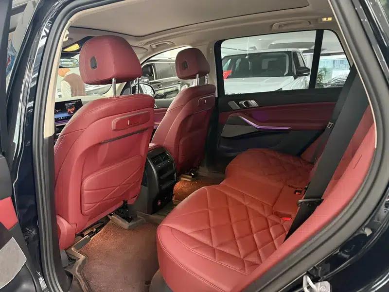 BMW X5 2023 xDrive30Li M Sport Shadow Edition — миниатюра 17