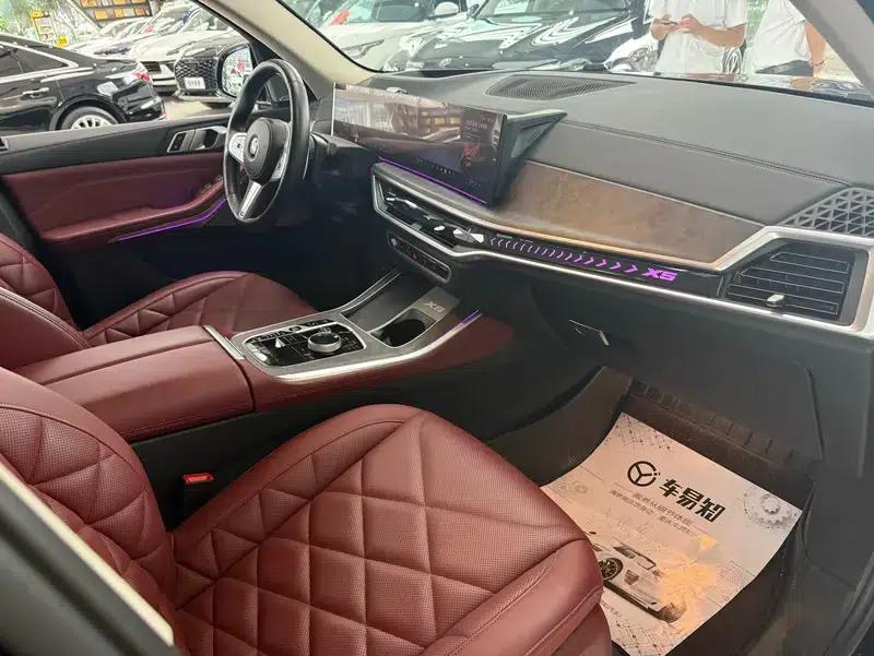 BMW X5 2023 xDrive30Li M Sport Shadow Edition — миниатюра 19