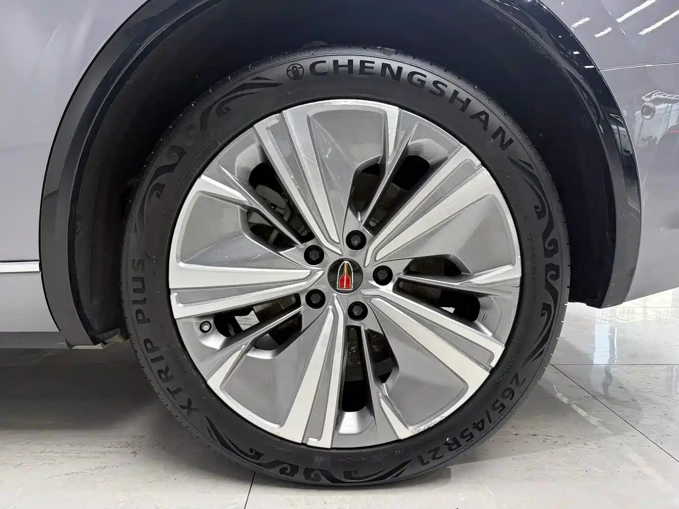 Hongqi E-HS9 2022 Model 690km Flagship Edition (Six Seats) — миниатюра 7