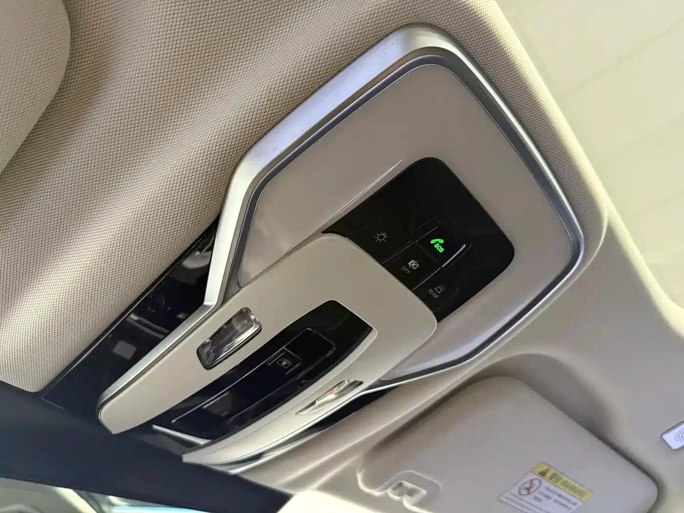 Hongqi E-HS9 2022 Model 690km Flagship Edition (Six Seats) — миниатюра 9