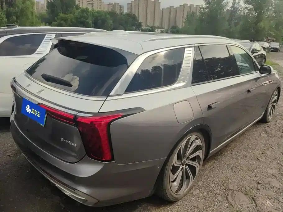 Hongqi E-HS9 2022 Model 660km Flagship Edition (Four Seats) — миниатюра 3