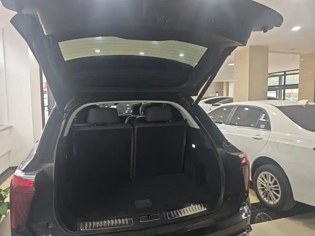 Hongqi E-HS9 2022 Model 690km Flagship Edition (Six Seats) — миниатюра 19
