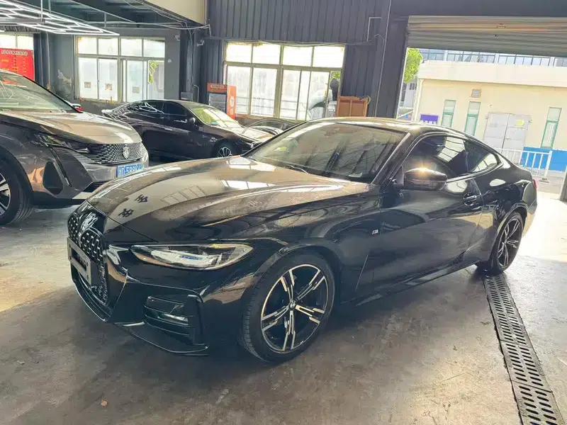 2023 BMW 4 Series 425i M Sport Package — миниатюра 1