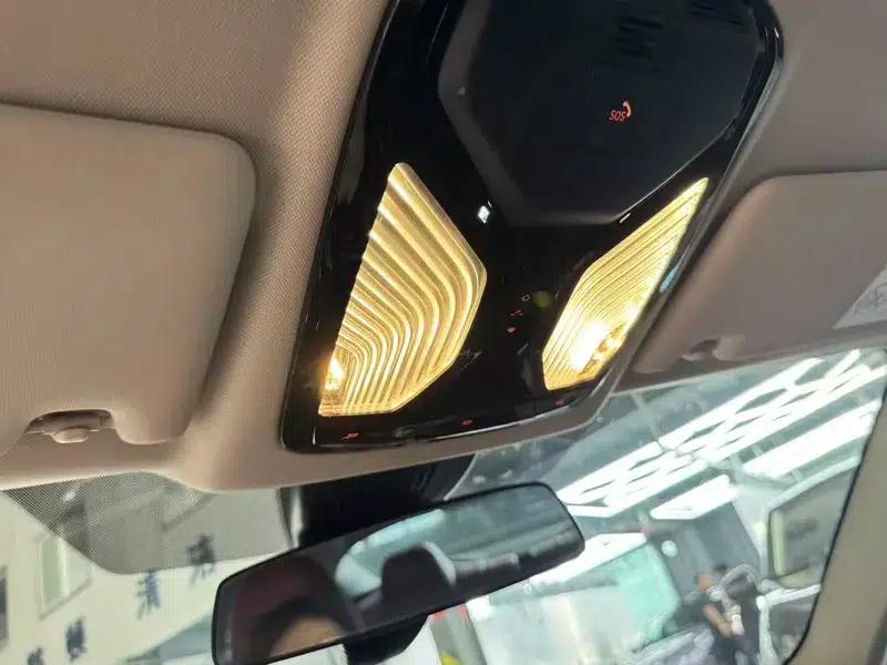 2023 BMW 4 Series 425i M Sport Package — миниатюра 10