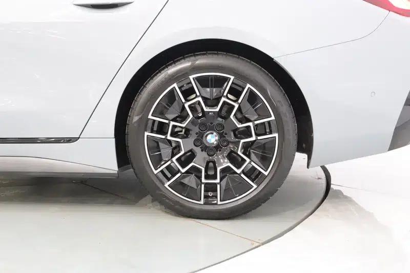 2024 BMW 4 Series 430i Gran Coupe M Sport Shadow Edition — миниатюра 9