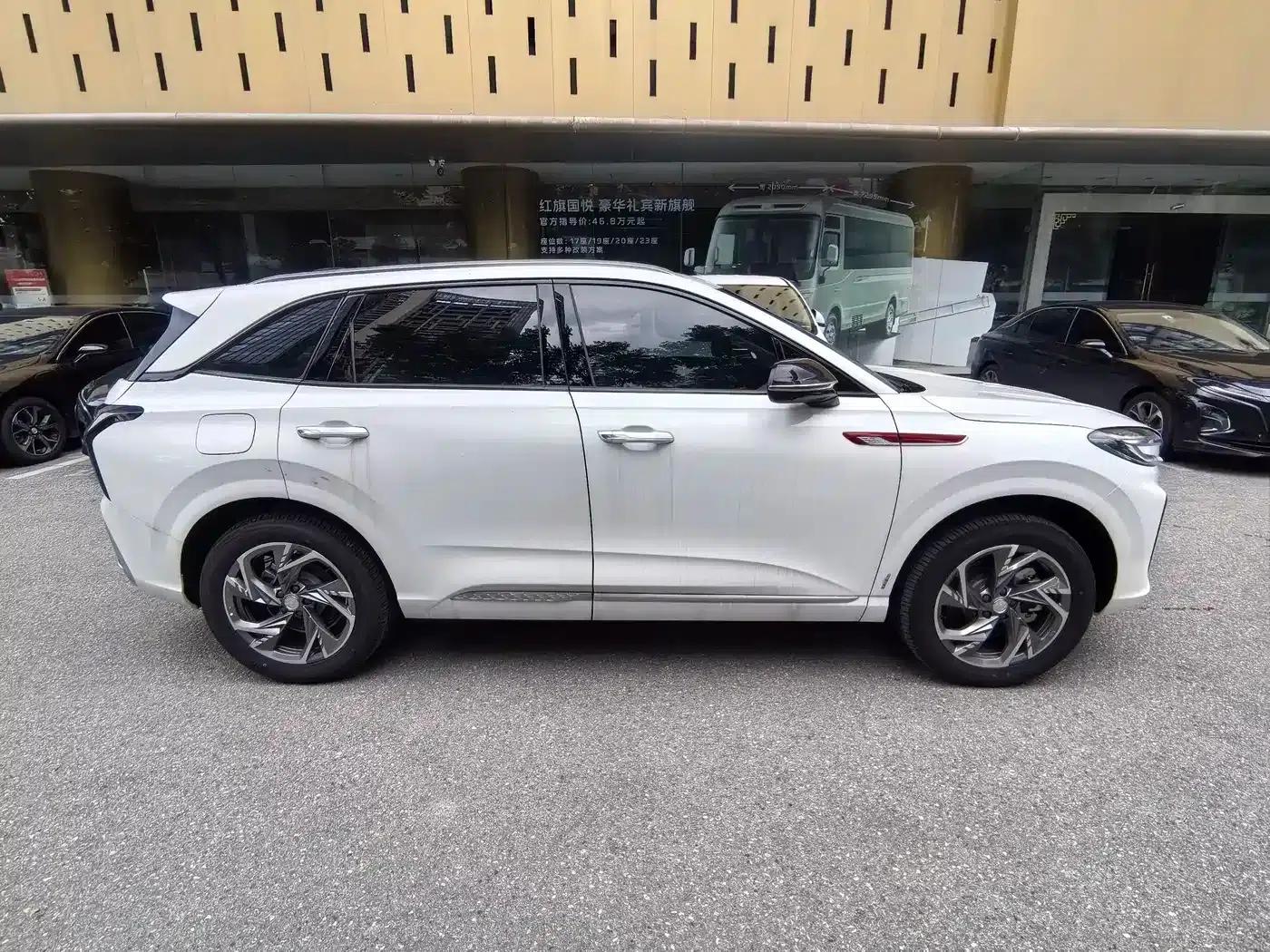Hongqi HS3 PHEV 2025 Model 125km/h Jinwei 2 Millionth Unit Commemorative Edition — миниатюра 4