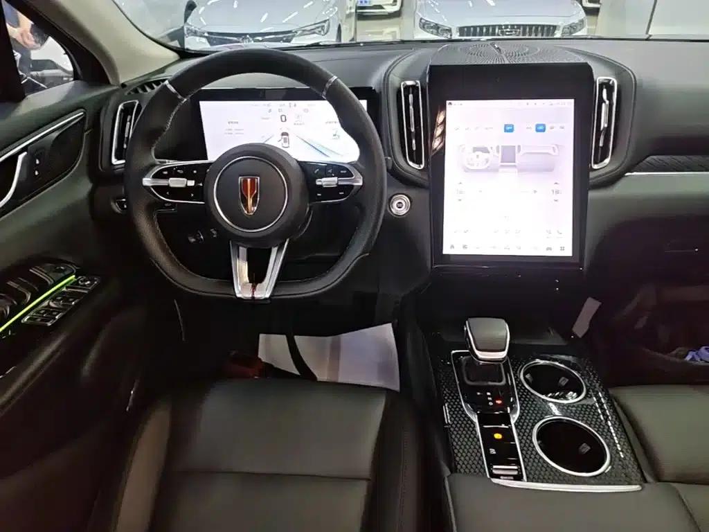 Hongqi HS3 PHEV 2025 model, 117km range, Jinwei PLUS version — миниатюра 13
