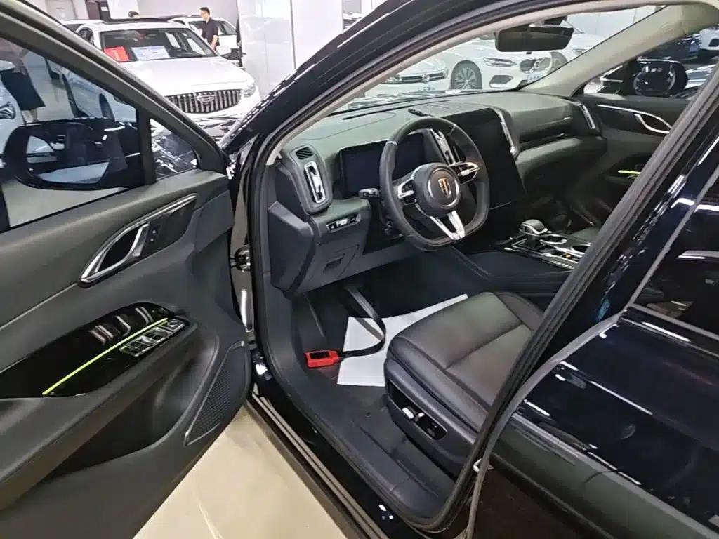 Hongqi HS3 PHEV 2025 model, 117km range, Jinwei PLUS version — миниатюра 16