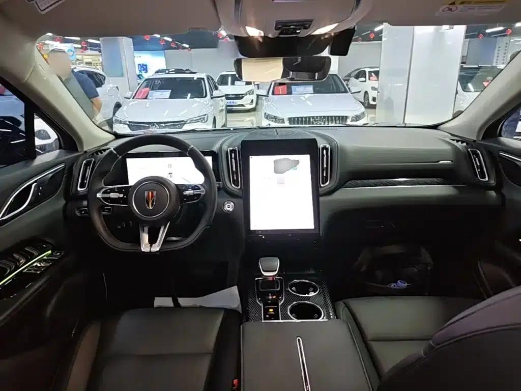 Hongqi HS3 PHEV 2025 model, 117km range, Jinwei PLUS version — миниатюра 10
