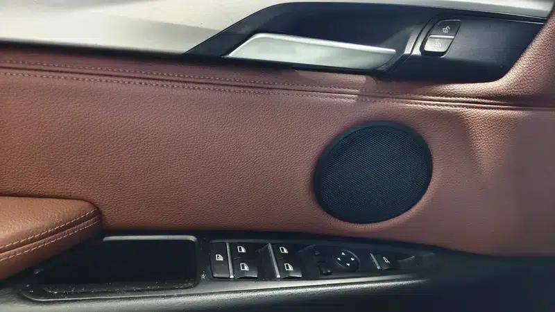 BMW X6 2015 xDrive35i Luxury — миниатюра 26