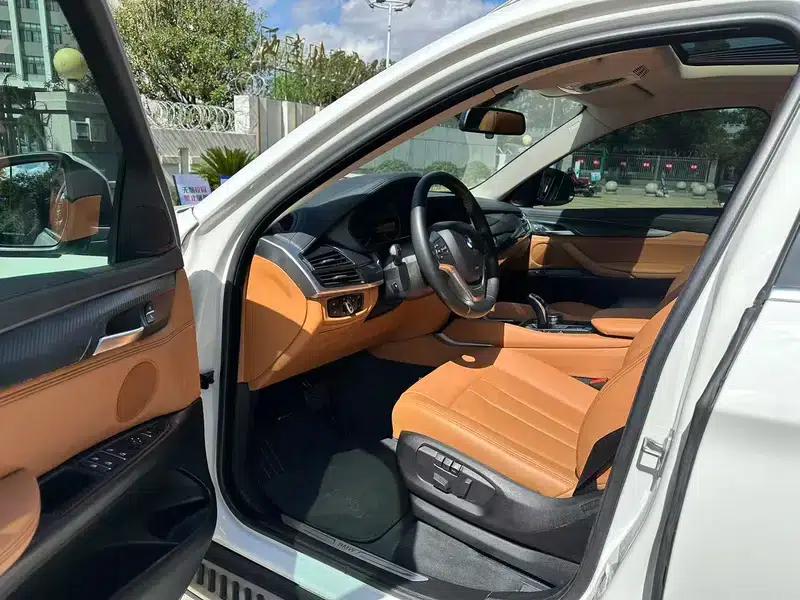 BMW X6 2015 xDrive35i Leading Edition — миниатюра 12