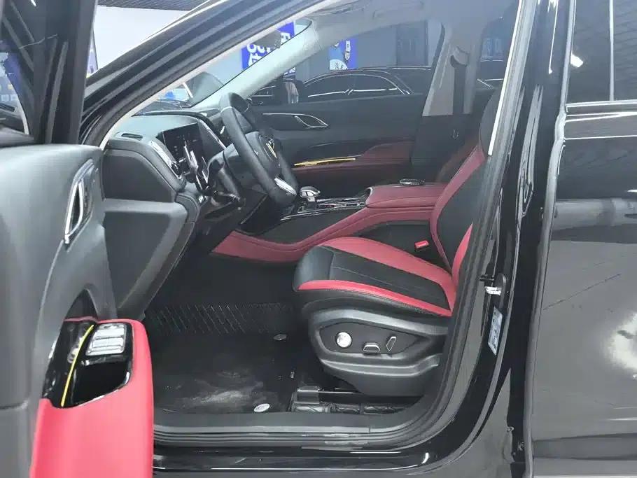 Hongqi HS3 2024 1.5T Goodness Edition — миниатюра 9
