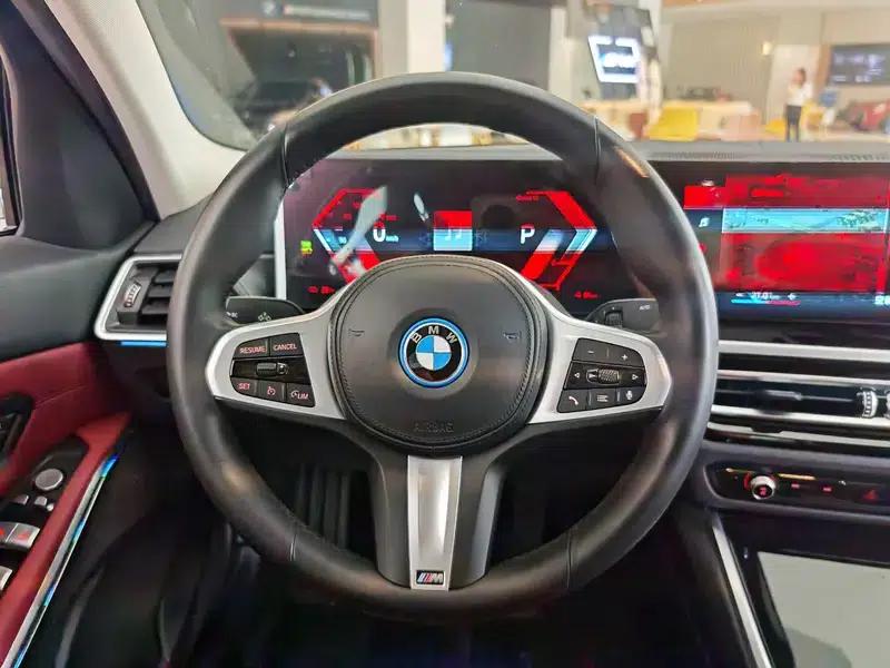 BMW i3 2022 eDrive35L — миниатюра 12