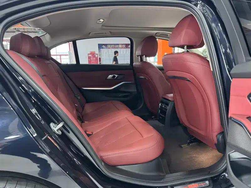 BMW i3 2023 eDrive40L Shadow Edition — миниатюра 24