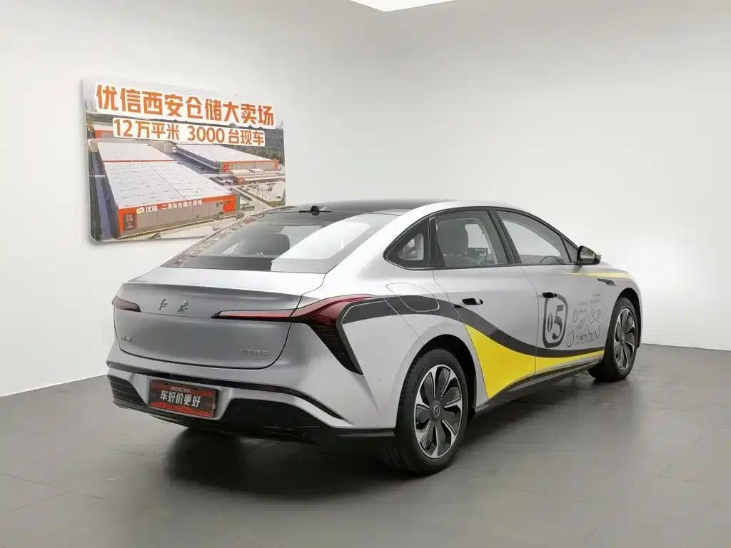 Hongqi Tiangong 05 2025 750 Smart Selection Edition — миниатюра 2