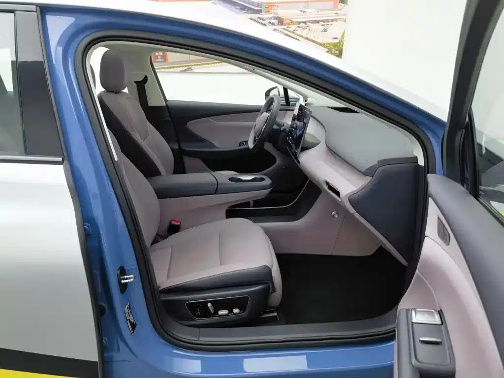 Hongqi Tiangong 05 2025 750 Smart Selection Edition — миниатюра 23