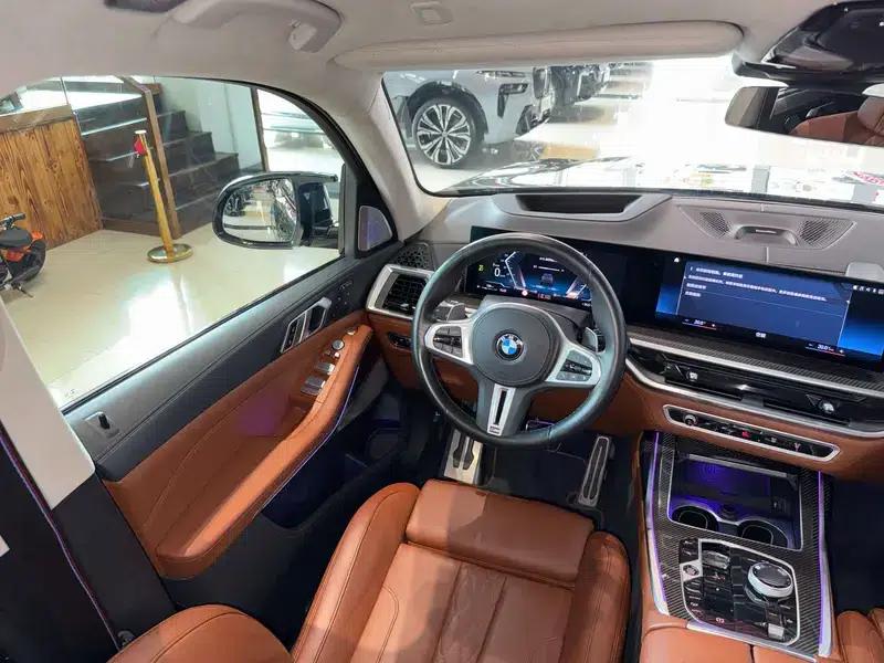 BMW X7 2023 xDrive M60i — миниатюра 18