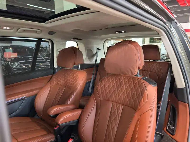 BMW X7 2023 xDrive M60i — миниатюра 21