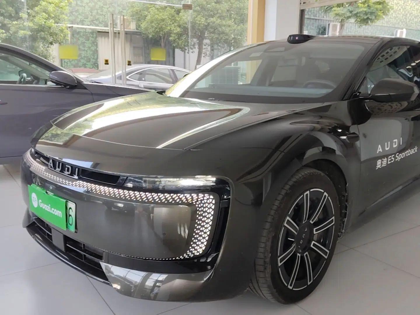 Audi E5 Sportback 2026 Pioneer Quattro Model — миниатюра 1