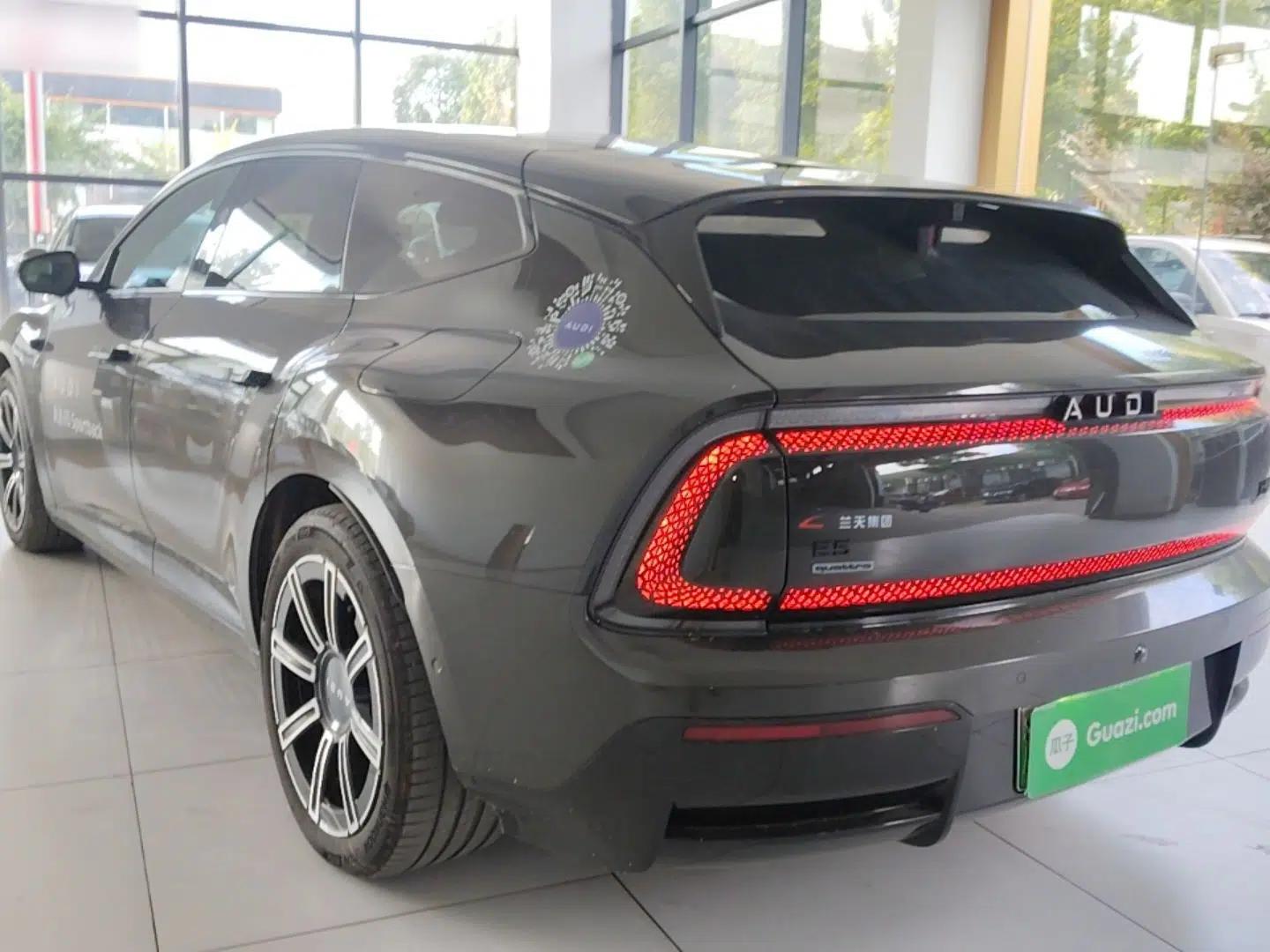 Audi E5 Sportback 2026 Pioneer Quattro Model — миниатюра 4