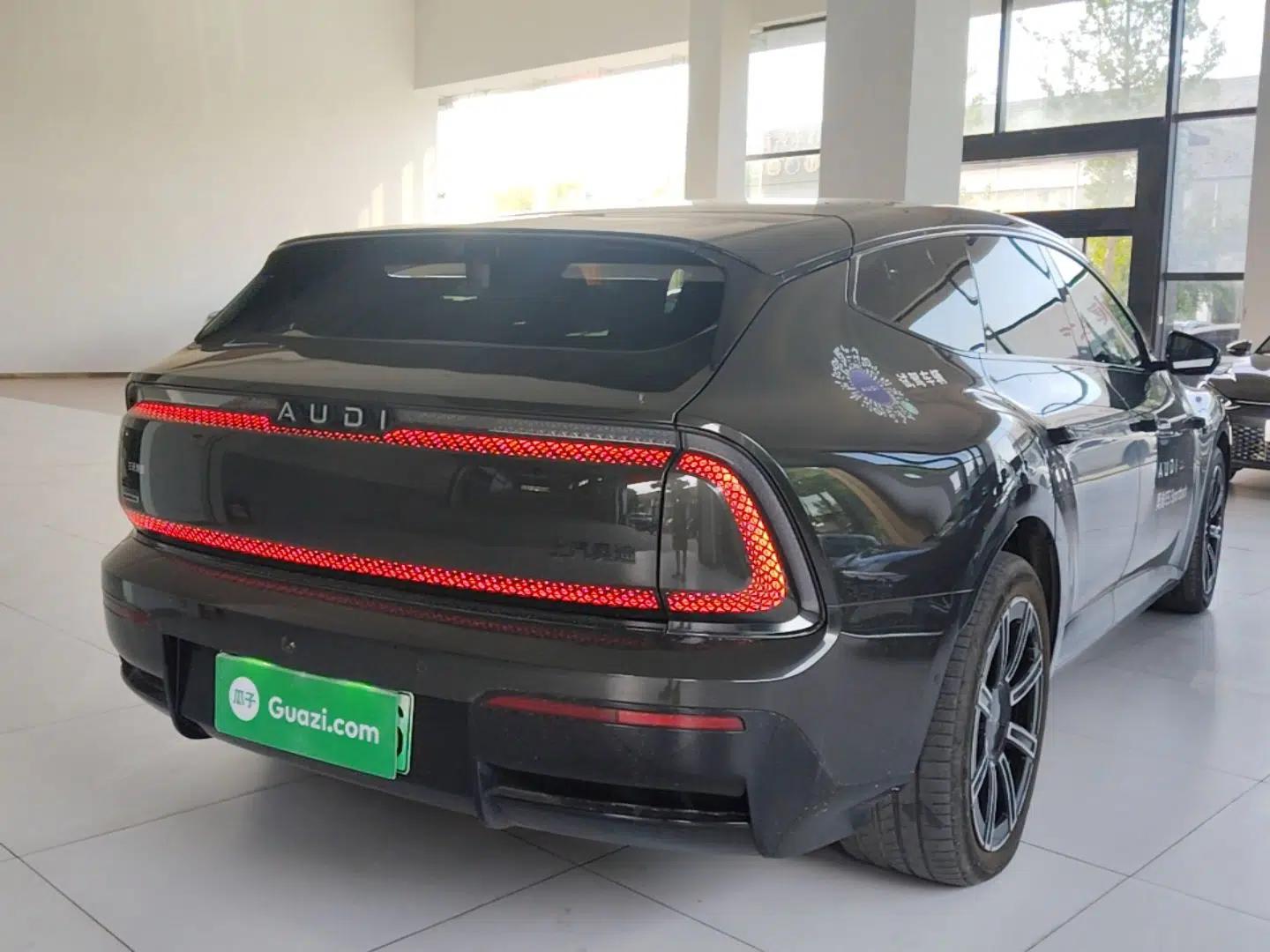 Audi E5 Sportback 2026 Pioneer Quattro Model — миниатюра 6