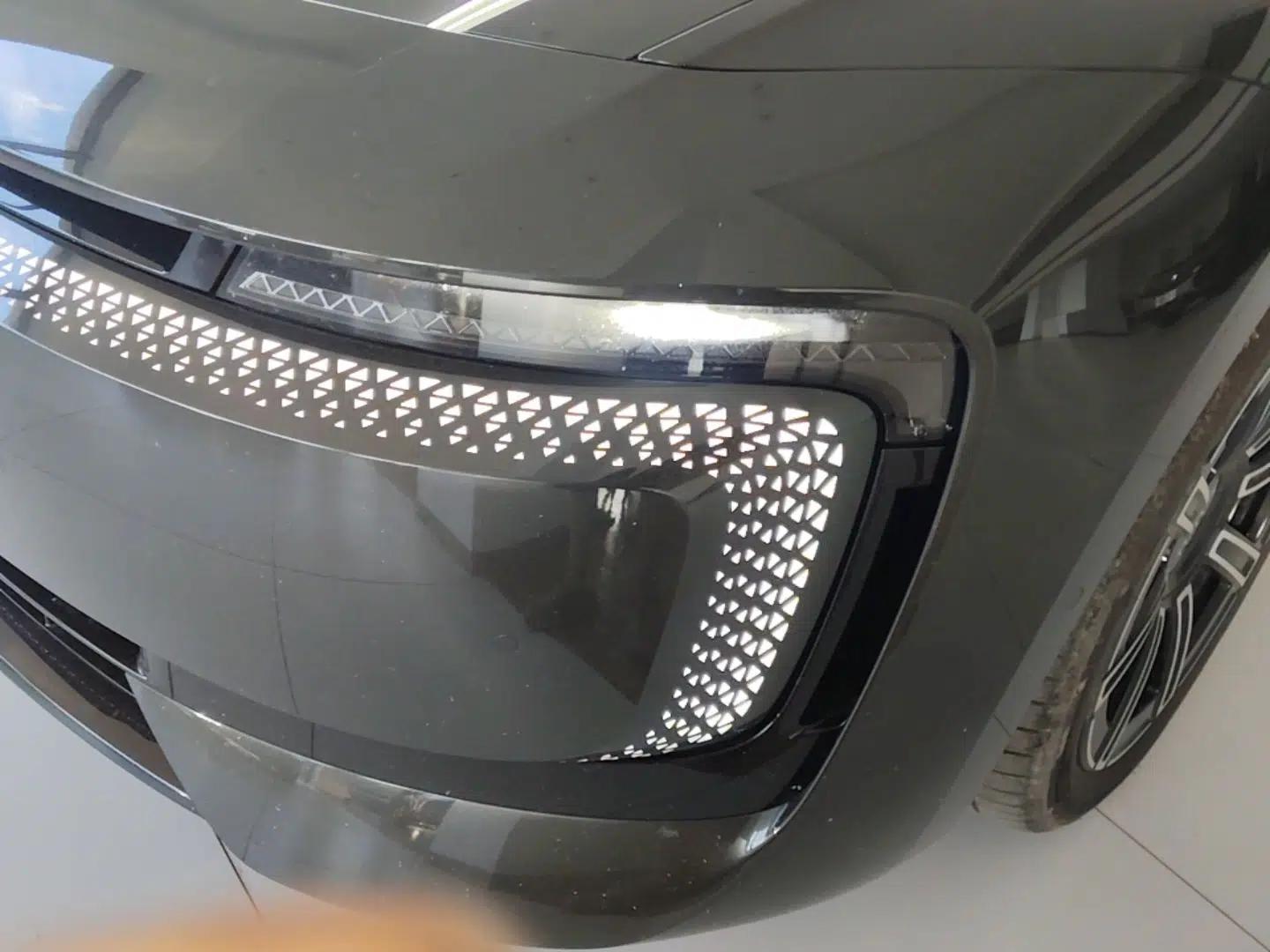 Audi E5 Sportback 2026 Pioneer Quattro Model — миниатюра 8