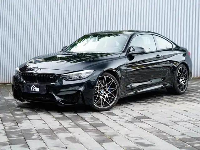 2019 BMW M4 M4 Coupe Racing Edition