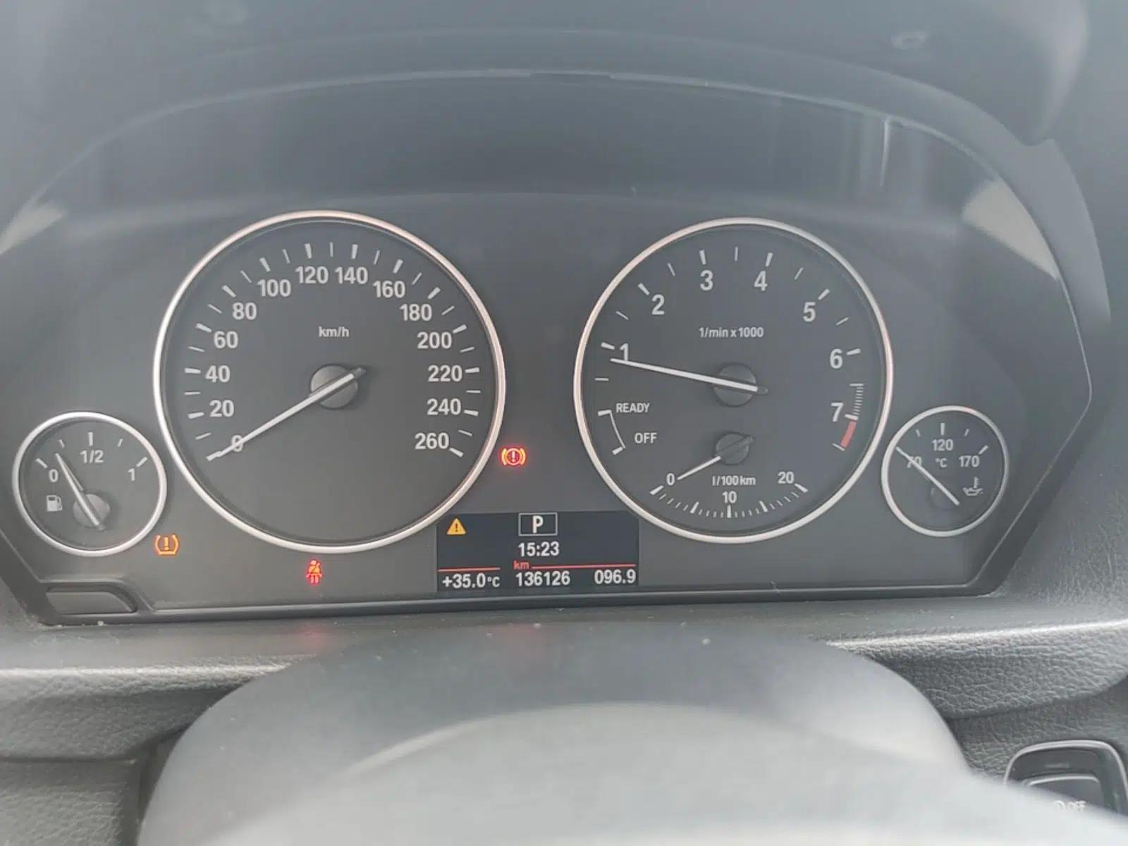 BMW 3 Series 2015 320Li Fashion Model — миниатюра 14