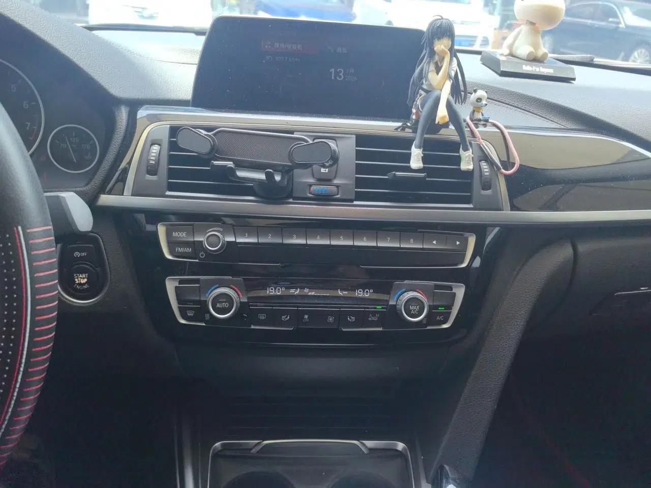 BMW 3 Series 2018 318i — миниатюра 13