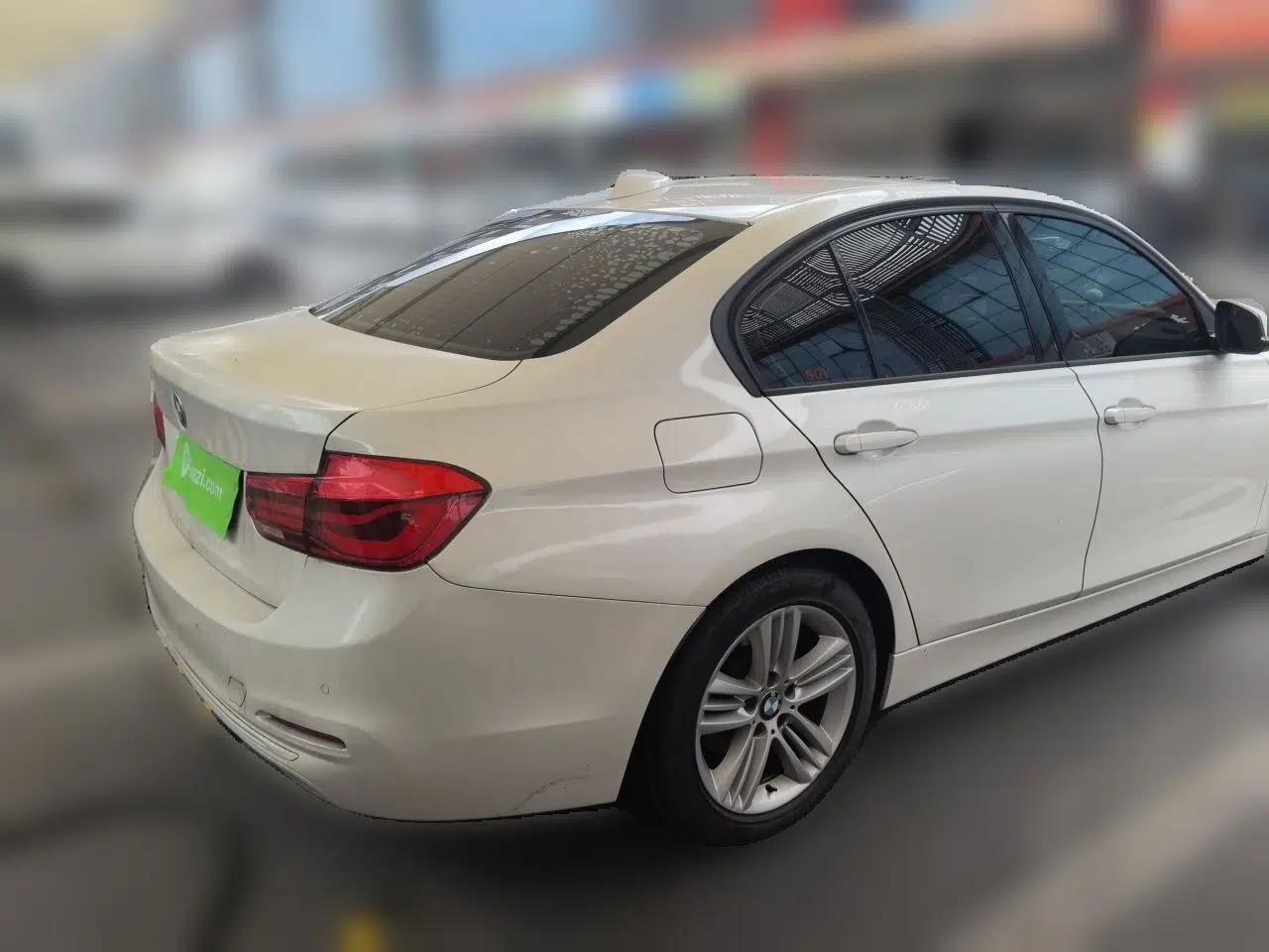 BMW 3 Series 2018 318i — миниатюра 6