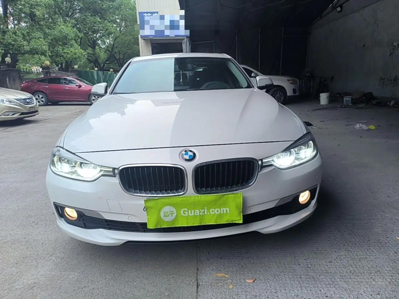 BMW 3 Series 2017 320Li Fashion Model — миниатюра 2