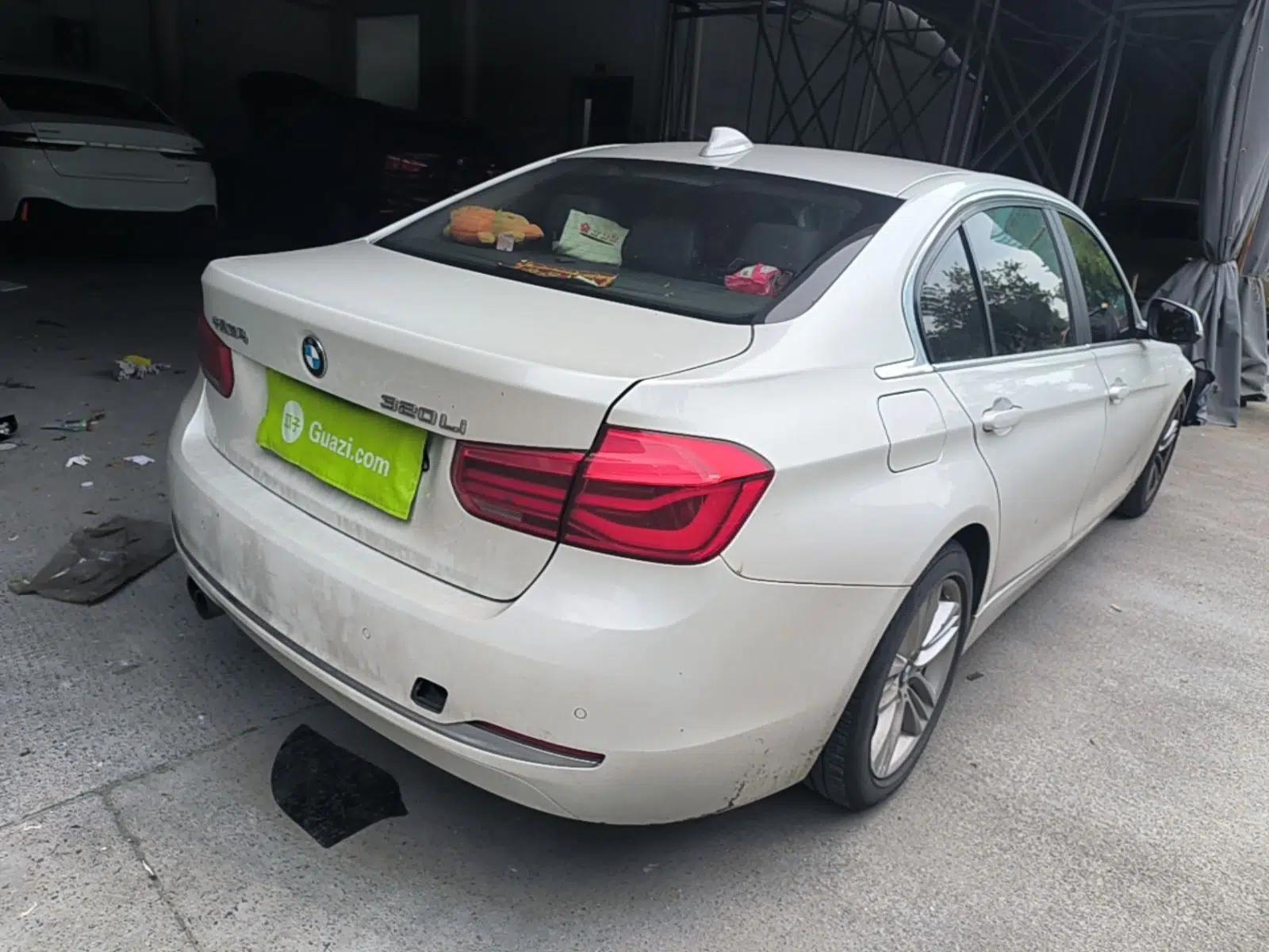 BMW 3 Series 2017 320Li Fashion Model — миниатюра 6