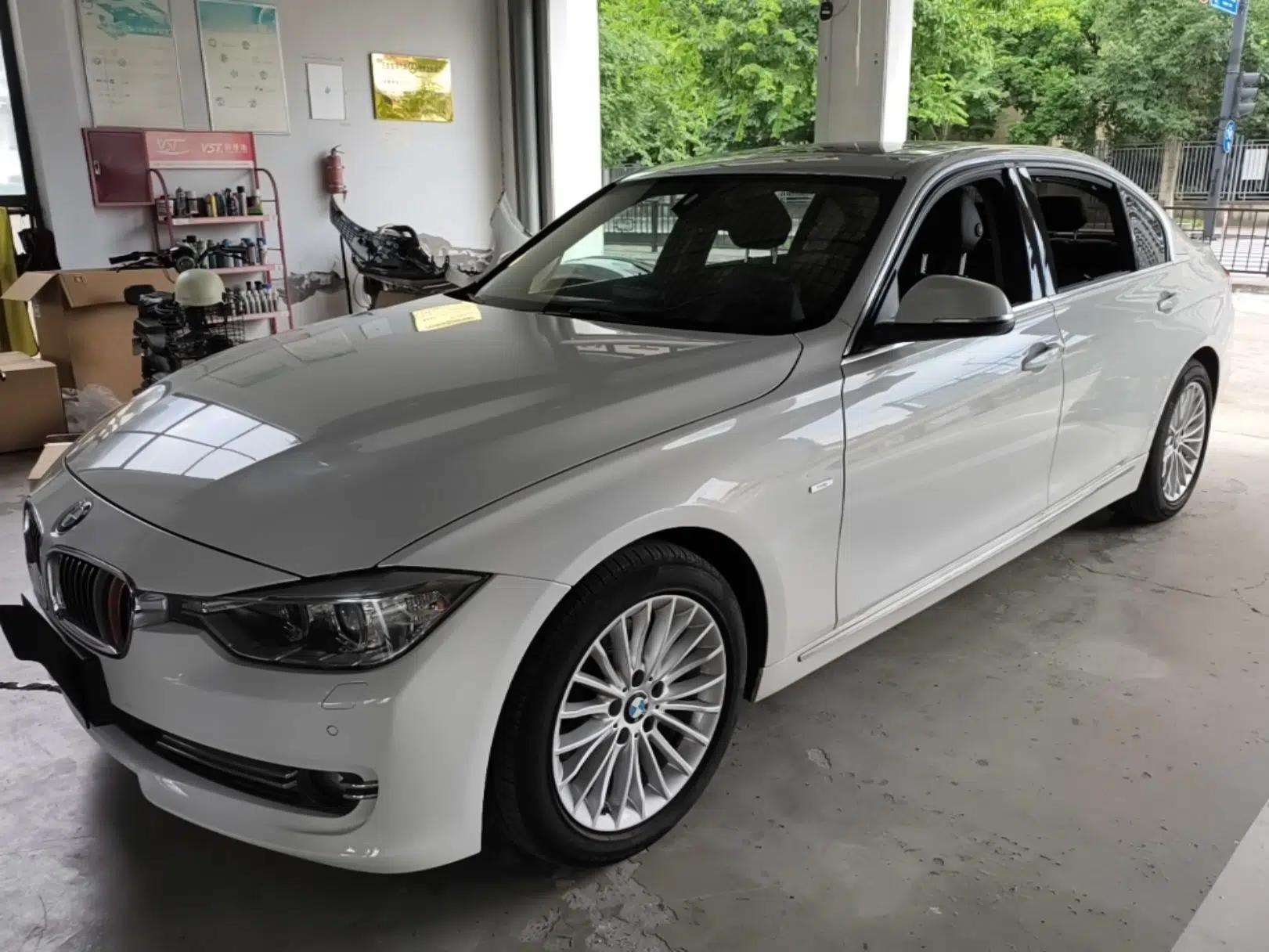 BMW 3 Series 2015 320Li Luxury Design Package Premium Edition — миниатюра 1