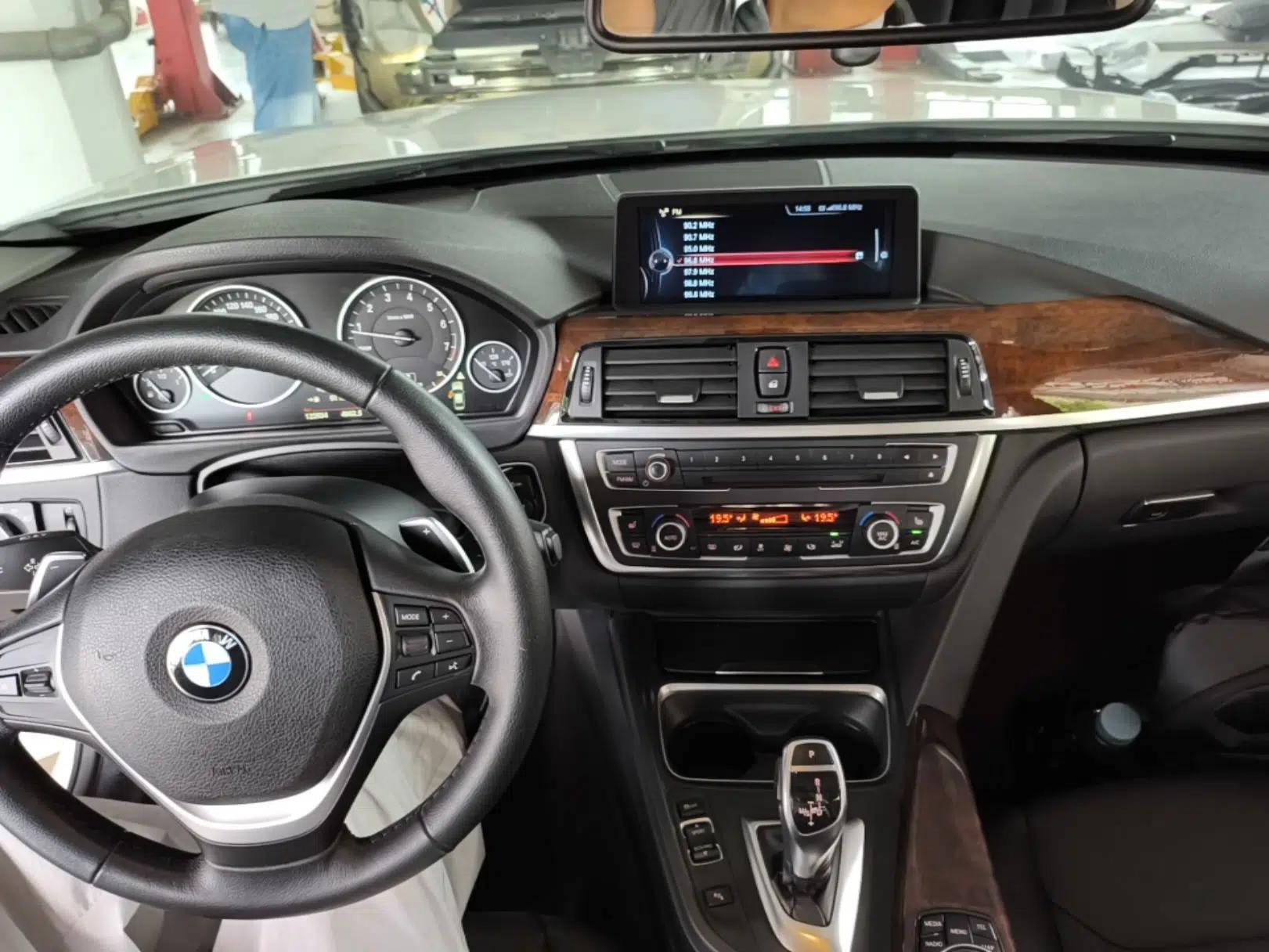 BMW 3 Series 2015 320Li Luxury Design Package Premium Edition — миниатюра 17